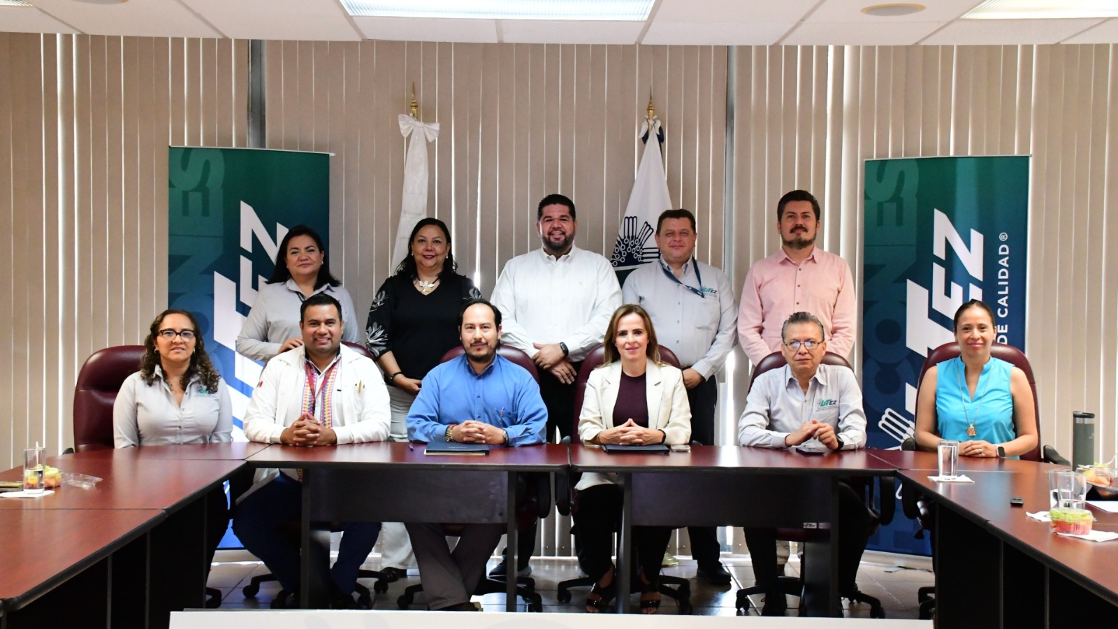 Amplía UTEZ opciones de estadías profesionales con convenio en Hospital Regional del ISSSTE