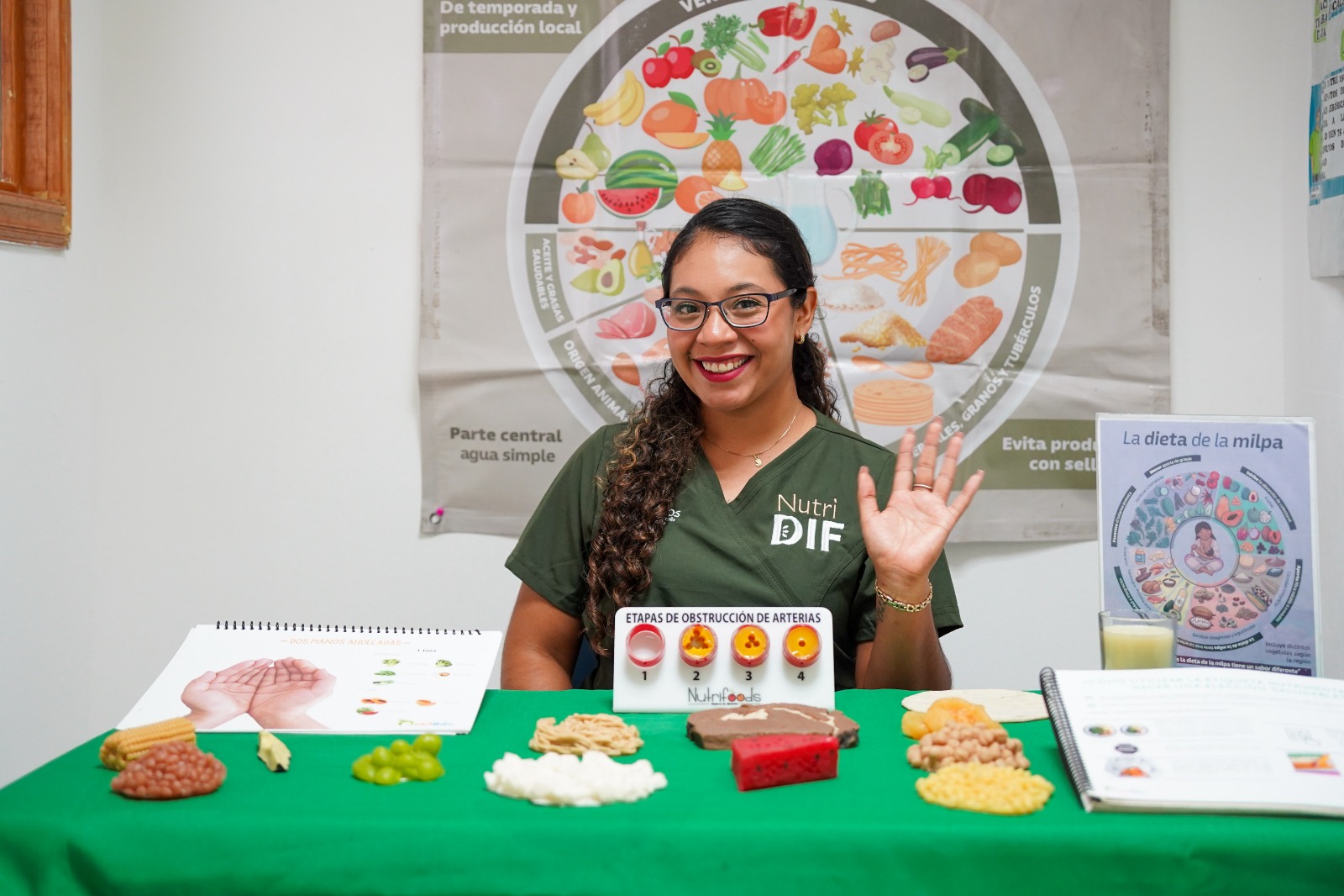 Ofrece SEDIF orientación nutricional gratuita para todas las edades en módulo Nutridif
