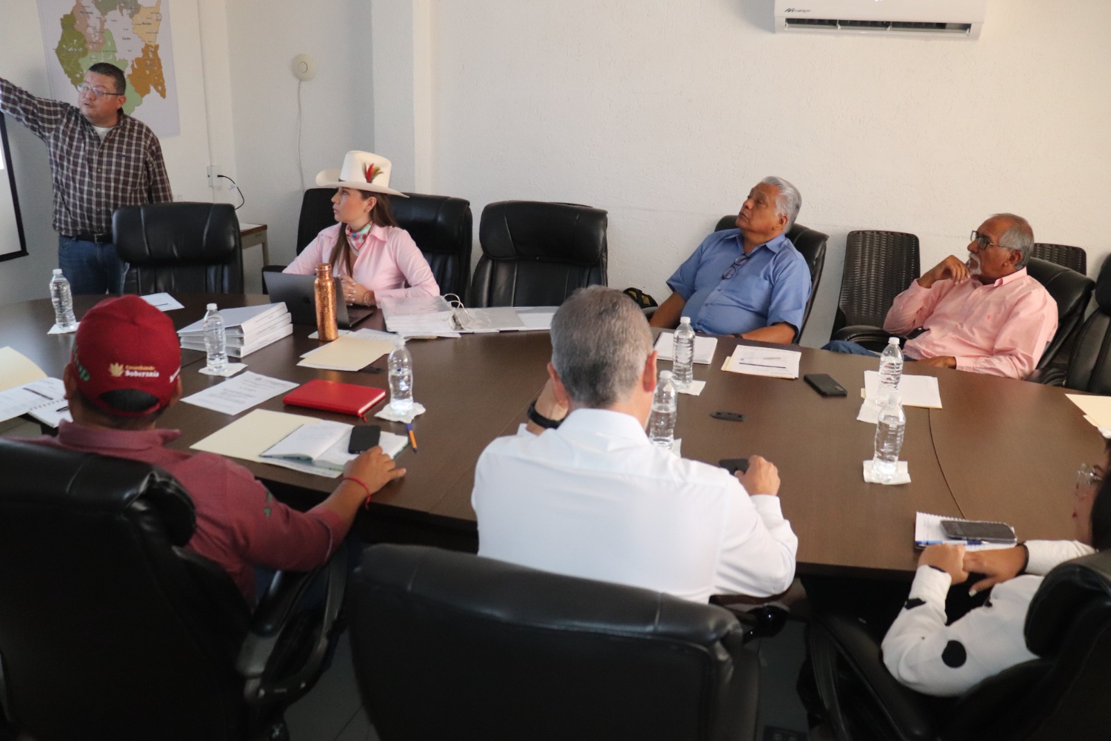Avanza Gobierno de Morelos en acompañamiento a productores para la certificación del Mezcal Morelense