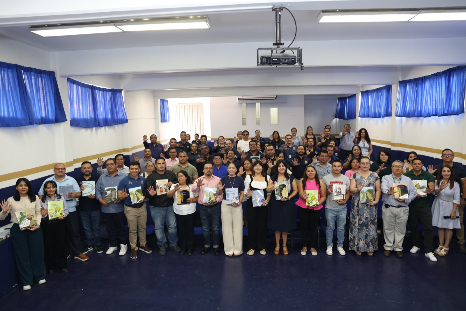 Garantiza Cobaem más de siete mil guías didácticas para el inicio del semestre 2026-B
