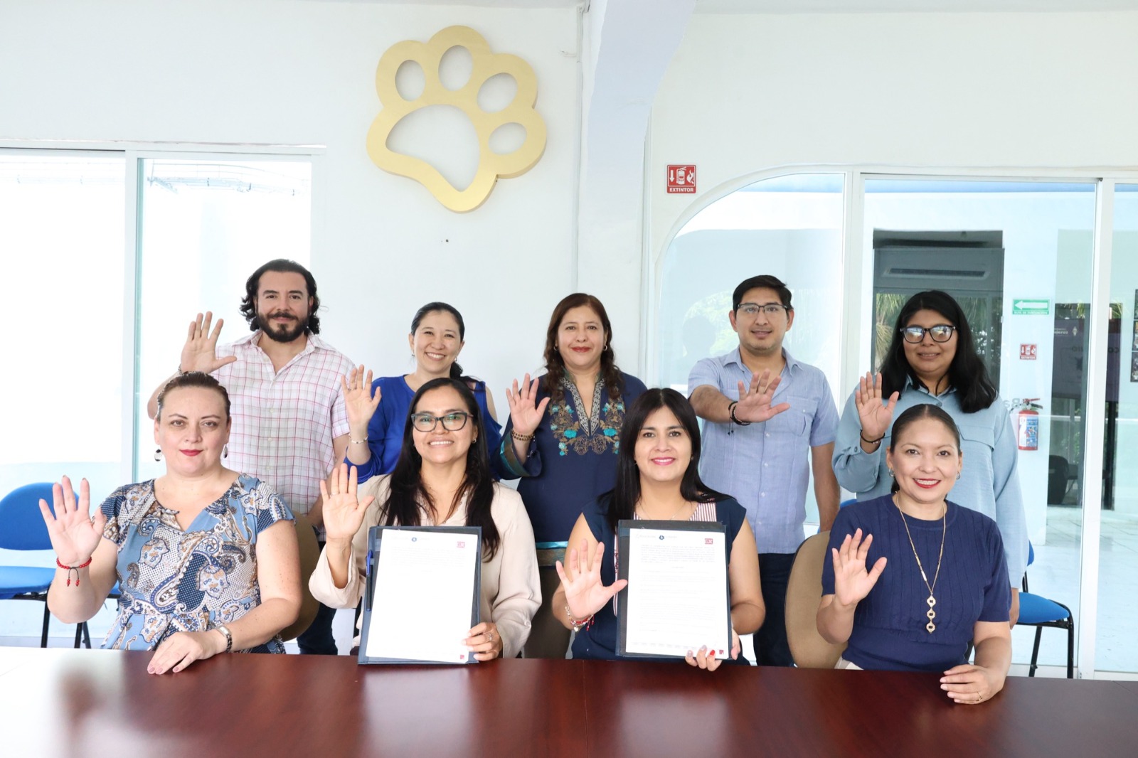 Acuerdan Cobaem y ópticas Lux beneficios para fortalecer la salud visual y auditiva de su comunidad educativa