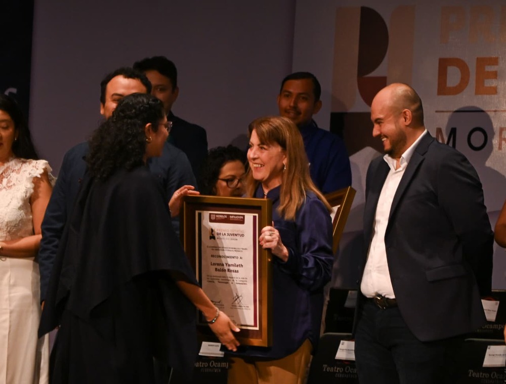 De Tetelcingo a la Ciencia, Lorena Balón recibe Premio Estatal de la Juventud 2026