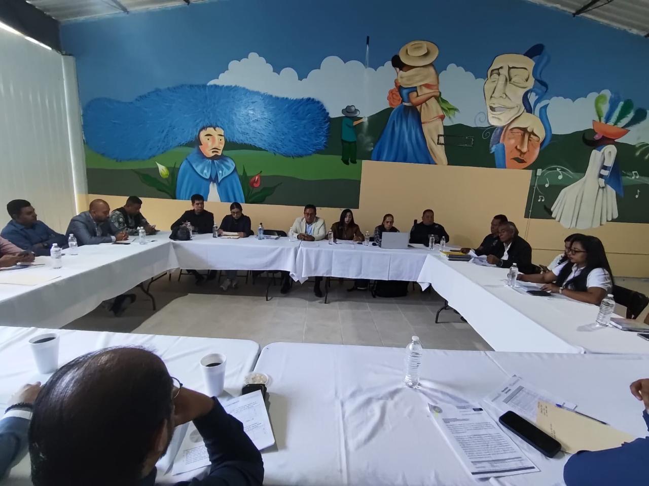 Atiende Gobierno del Estado necesidades de seguridad y prevención de la comunidad estudiantil en Tetela del Volcán