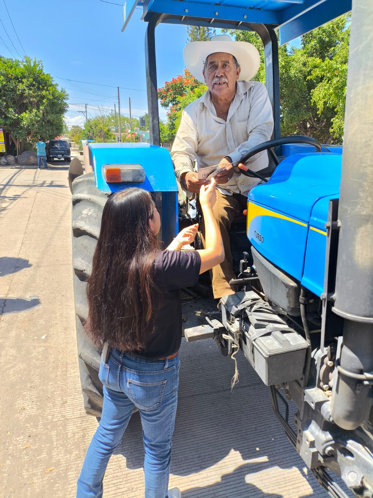 Gobierno de Morelos acerca orientación agroecológica y herramientas tecnológicas a productoras y productores de Cuautla