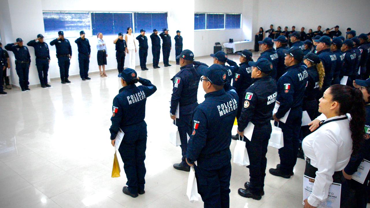 Entrega SSPC Morelos reconocimientos por años de servicio a elementos policiales y personal administrativo