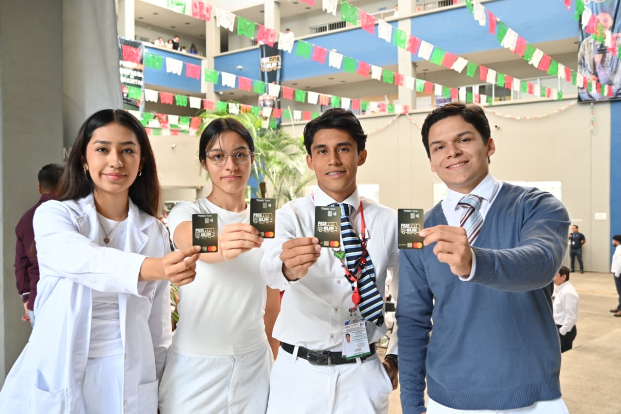 Acerca Gobierno de Morelos apoyos educativos y servicios de salud a las juventudes