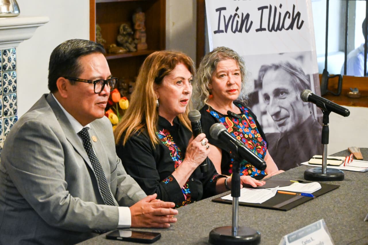 Reúne Colegio de Morelos a comunidad académica para reflexionar sobre el legado de Iván Illich