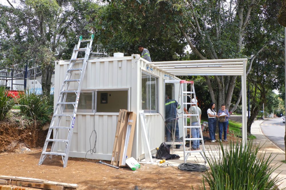 Avanza instalación de módulos de vigilancia para fortalecer seguridad en la UAEM