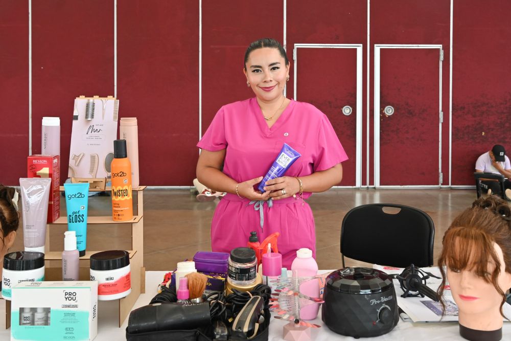 Reconocen beneficiarios impulso del programa “Emprendiendo con Bienestar 2026”