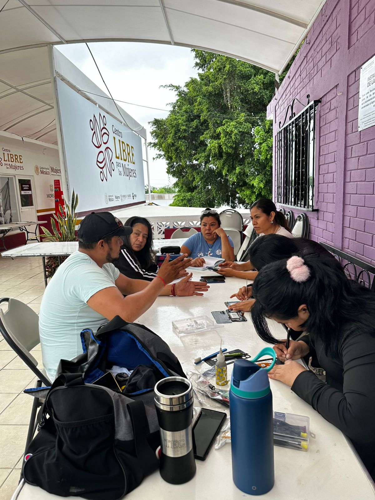 Acerca Gobierno de Morelos capacitación técnica para fortalecer la autonomía económica de las mujeres