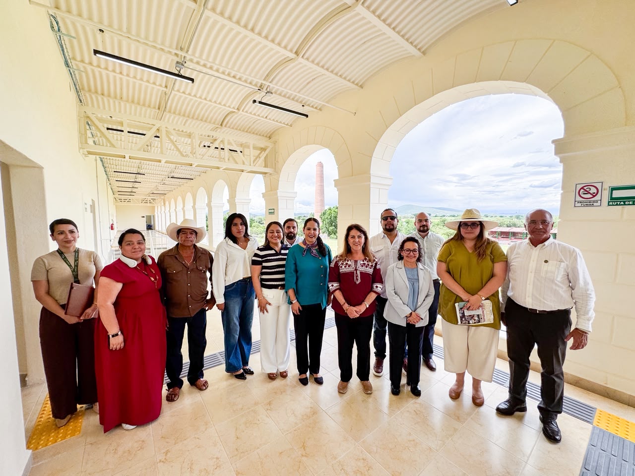  Entrega Gobernadora Margarita González Saravia Sede Universitaria en Chinameca para ampliar educación superior en la región oriente