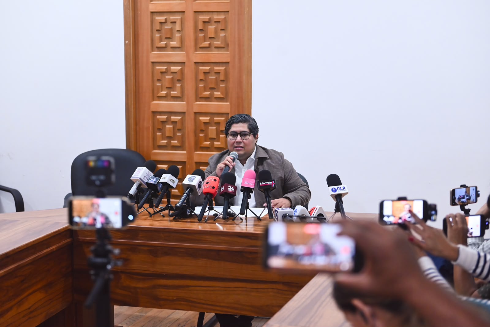 Simplifica Gobierno de Morelos 115 trámites para ahorrar tiempo y traslados a la población