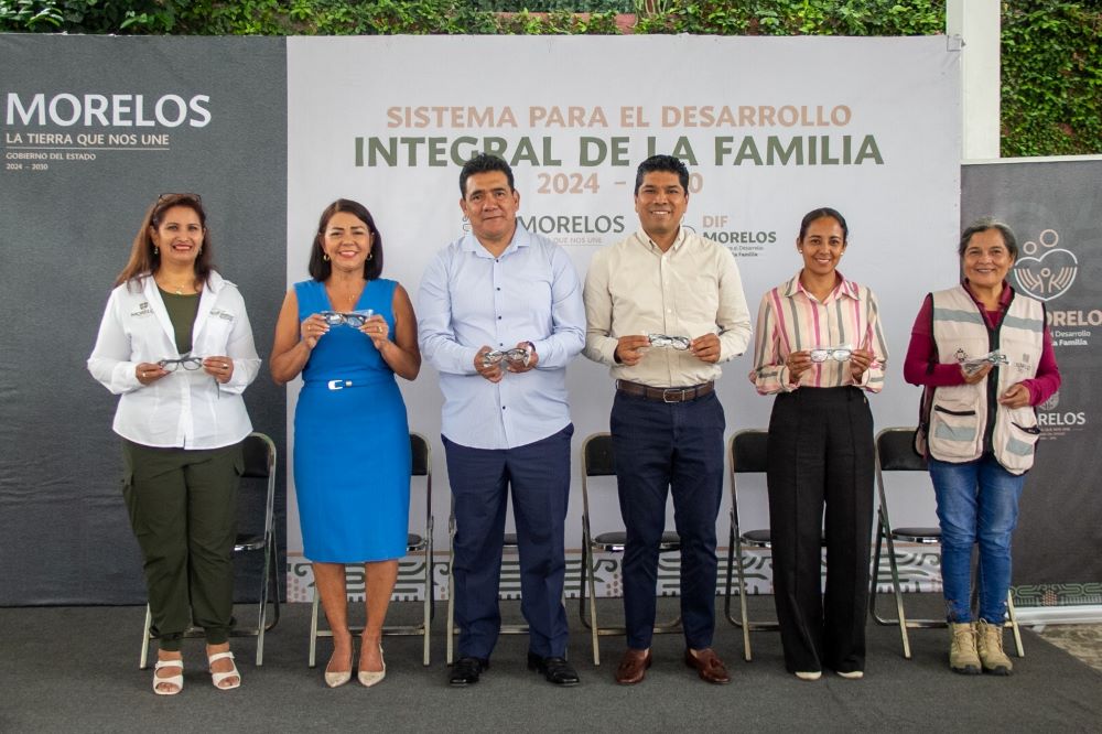 Inicia SEDIF entrega de 14 mil lentes gratuitos en los 36 municipios de Morelos