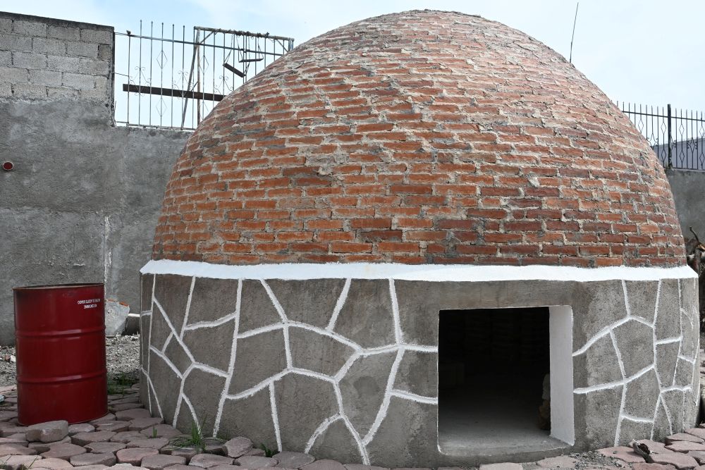 Impulsa petate de colores la construcción de temazcal comunitario en Cuautla