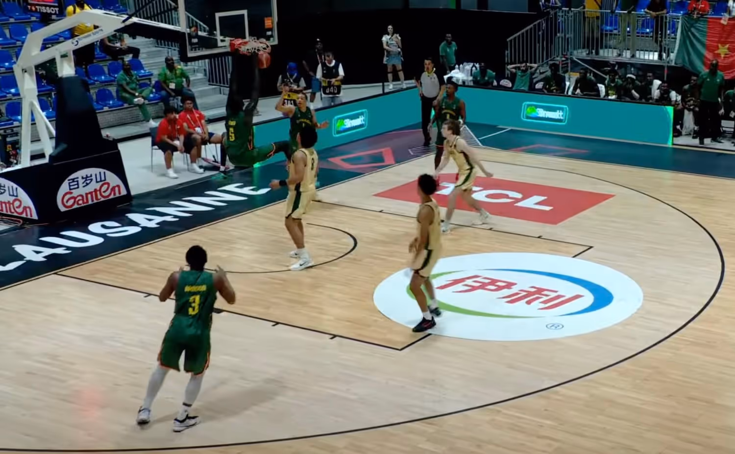 Stunning moment that led to Emus 2OT 101-96 thriller