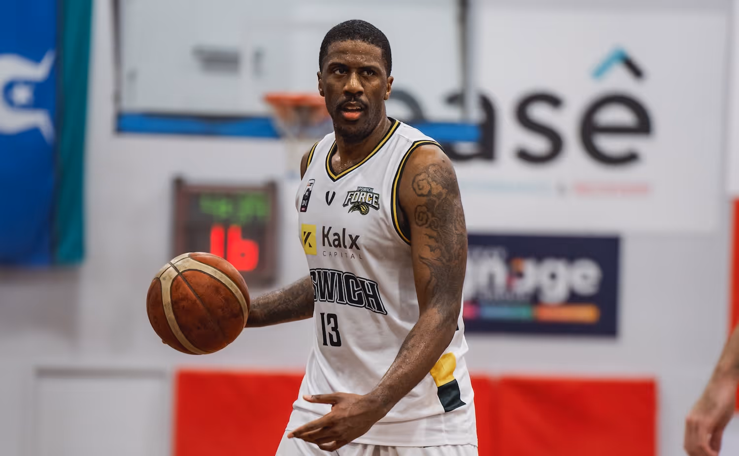 'Lamar-vellous': Patterson drops 45 on Brisbane 