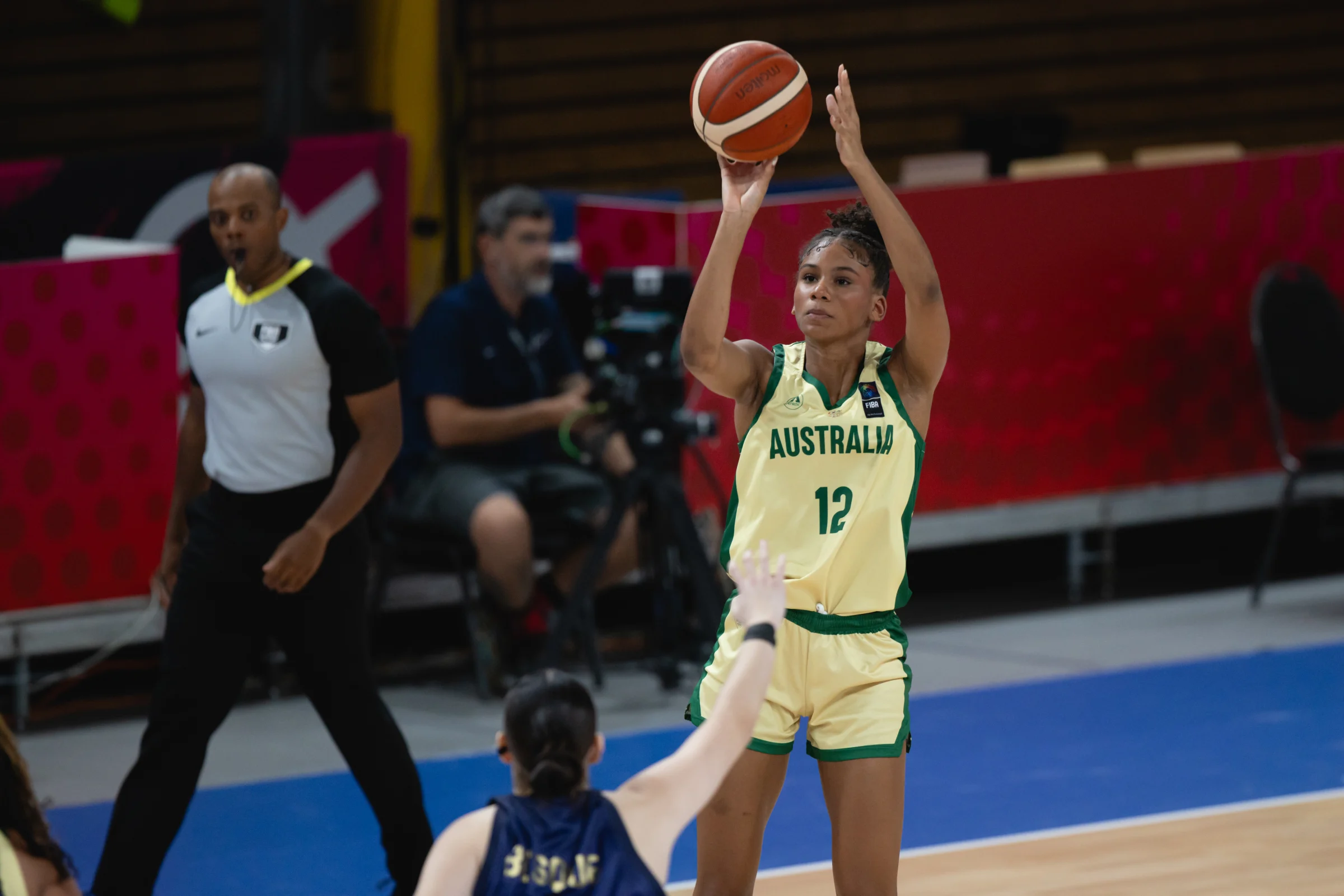 Notoa the explorer guides Gems into to quarter finals