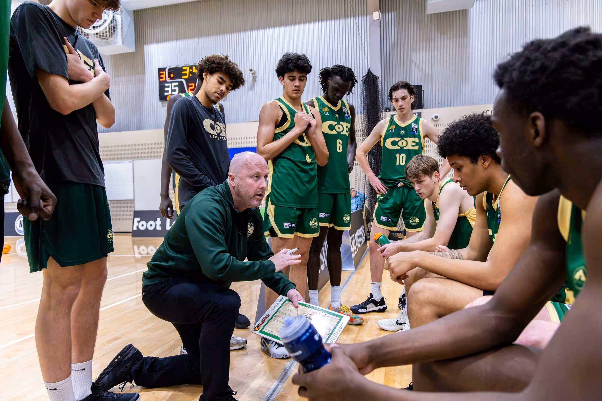 CoE's bond strengthens tilt at NBL1 East title