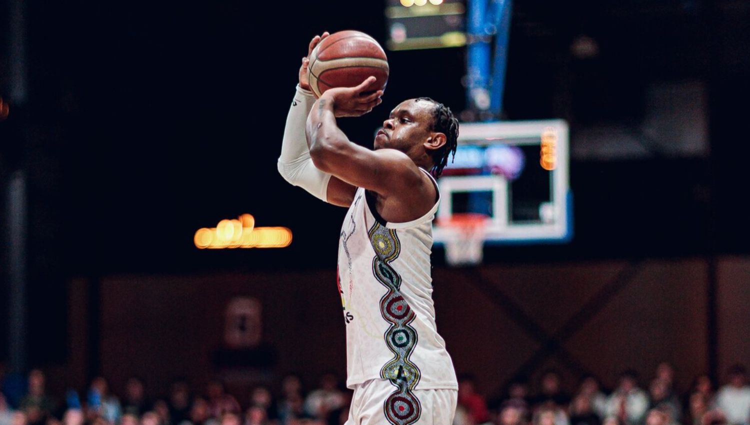 Wigness takes Spartans to drought-breaking title
