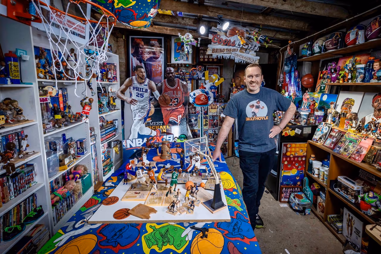 Card-carrying fan: Rise of an Aussie hoops collector