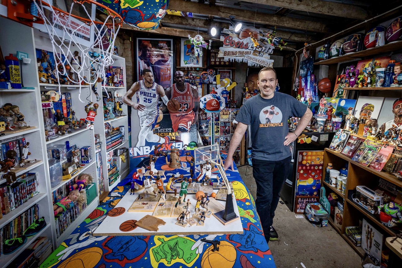 Card-carrying fan: Rise of an Aussie hoops collector