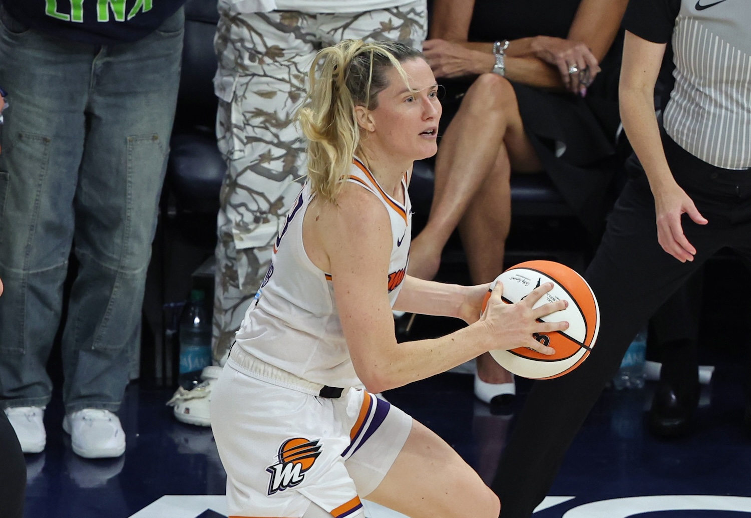 Stepback Sami busts Lynx home court advantage