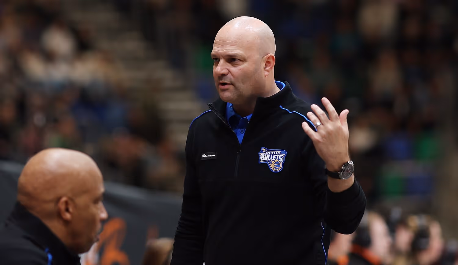 Mark Worthington unloads on Bullets coach Stu Lash