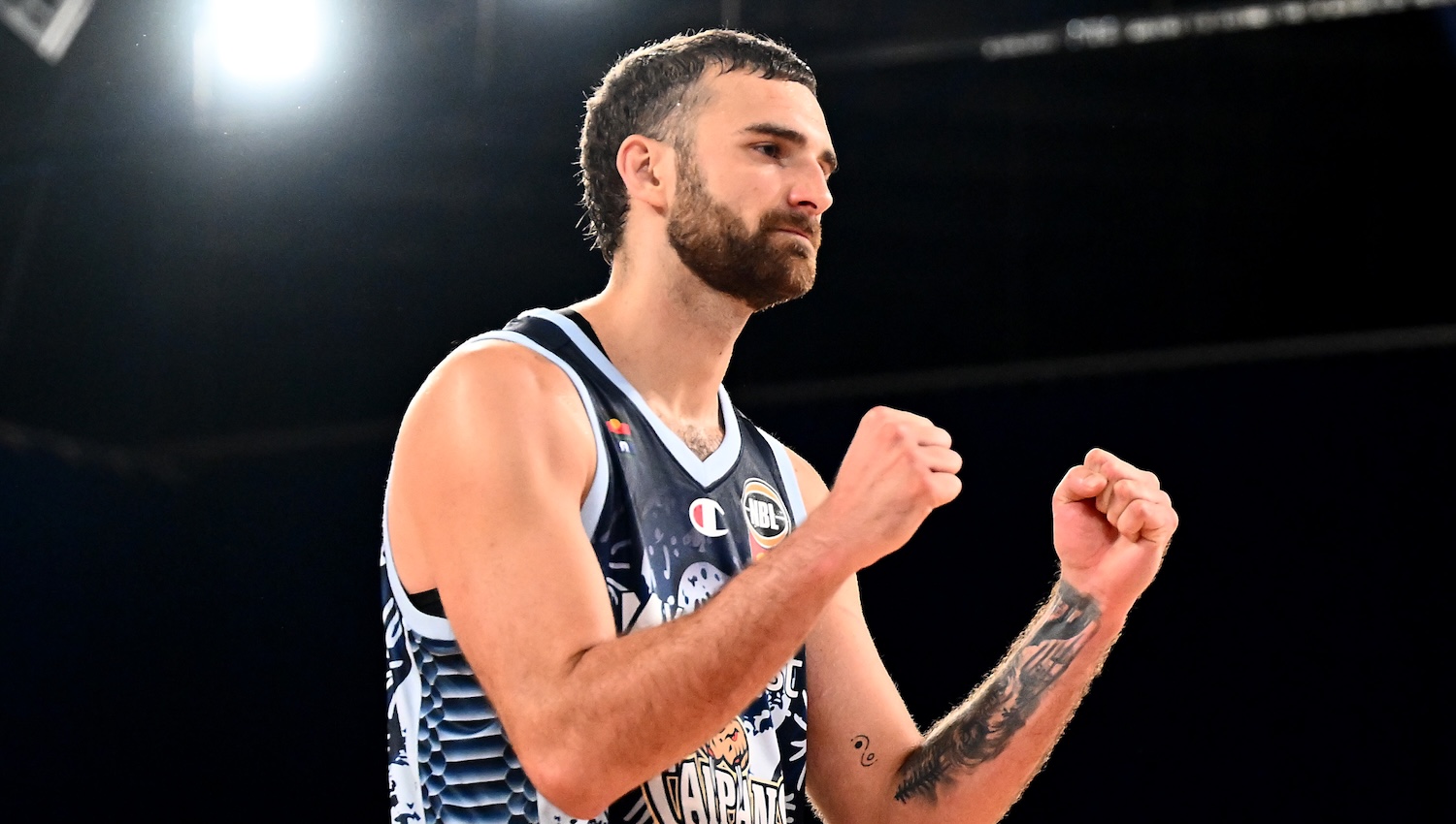 McVeigh, Lee ink third win in Tasmania return