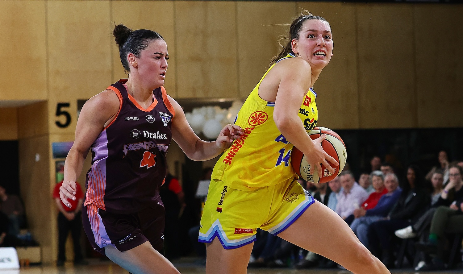 Frenemies: Izzy Borlase shows Lightning new Spirit