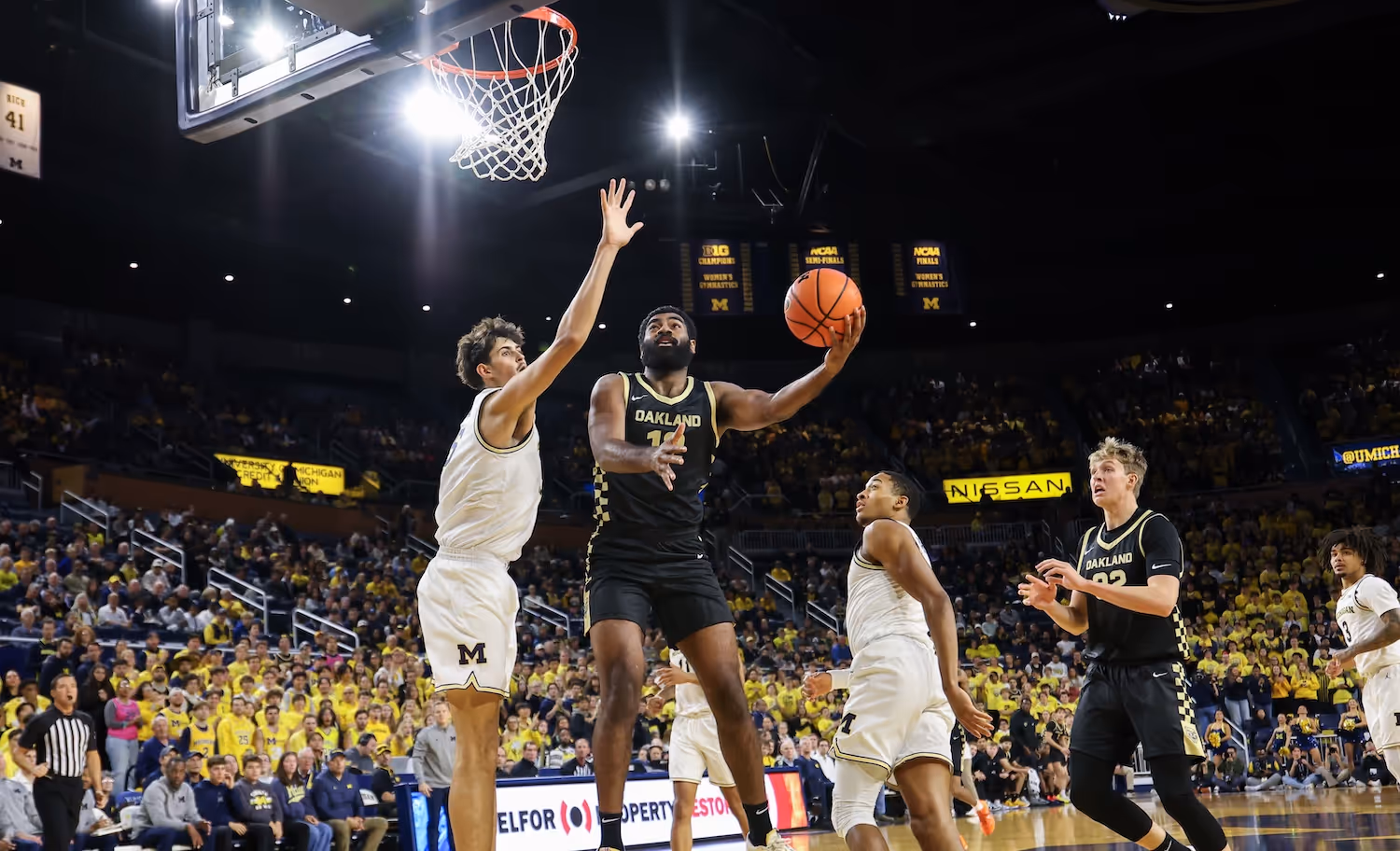 Super Tuburu dismantles Lamar, has 21 and 4 boards