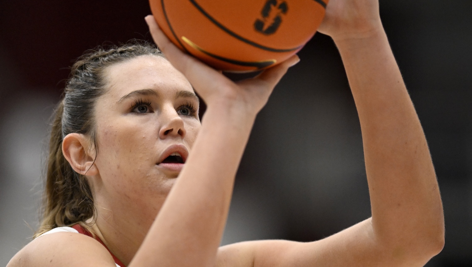 Lara Somfai named National Freshman of Week