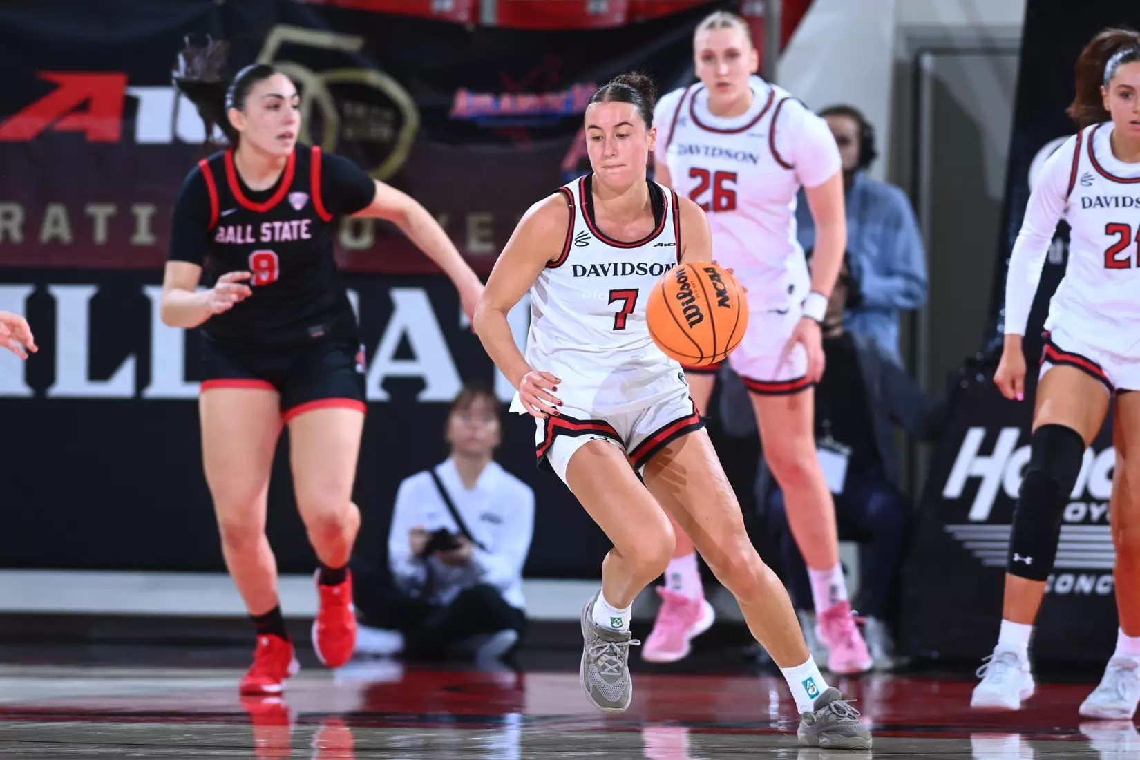 Seven threes, 28 points: Katie Donovan goes off!