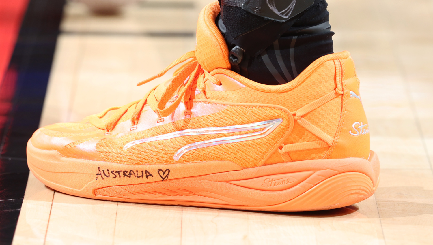 Giddey's touching tribute for victims of Bondi tragedy