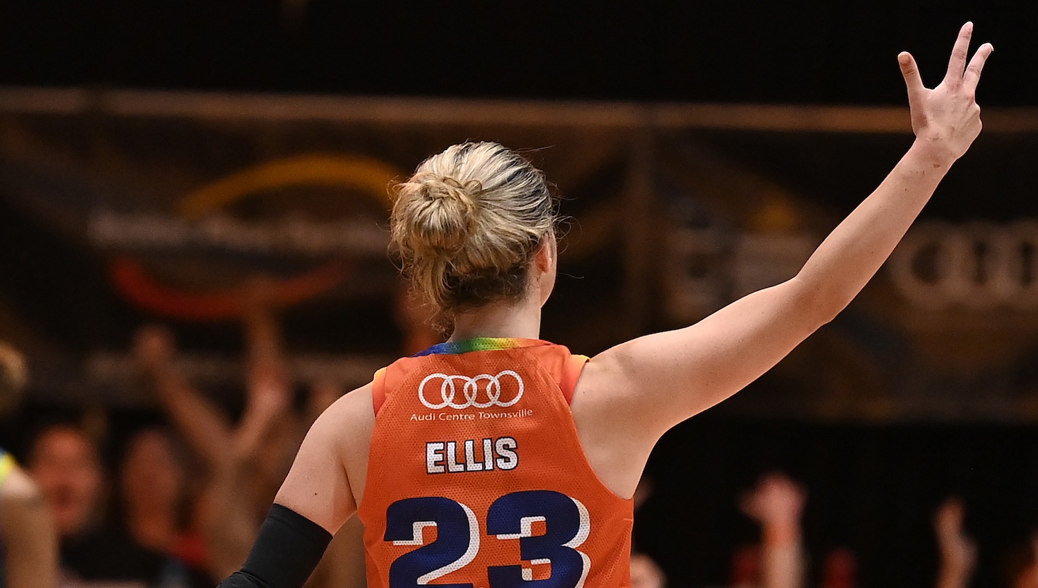 'Downtown Abbey' crashes road warrior Flyers