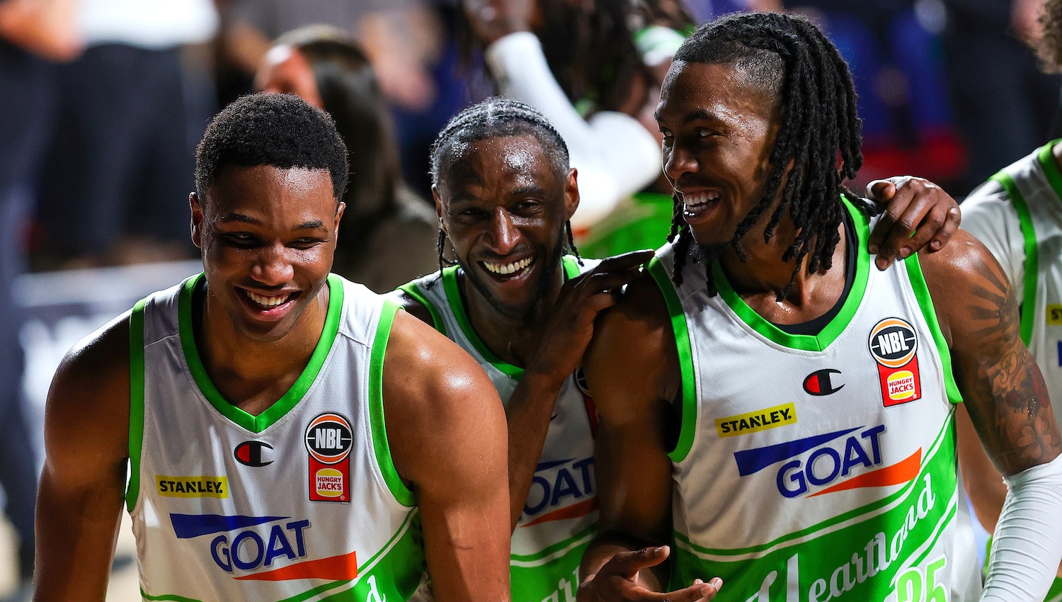 'Heart of Glass': Phoenix crush 36ers on the boards