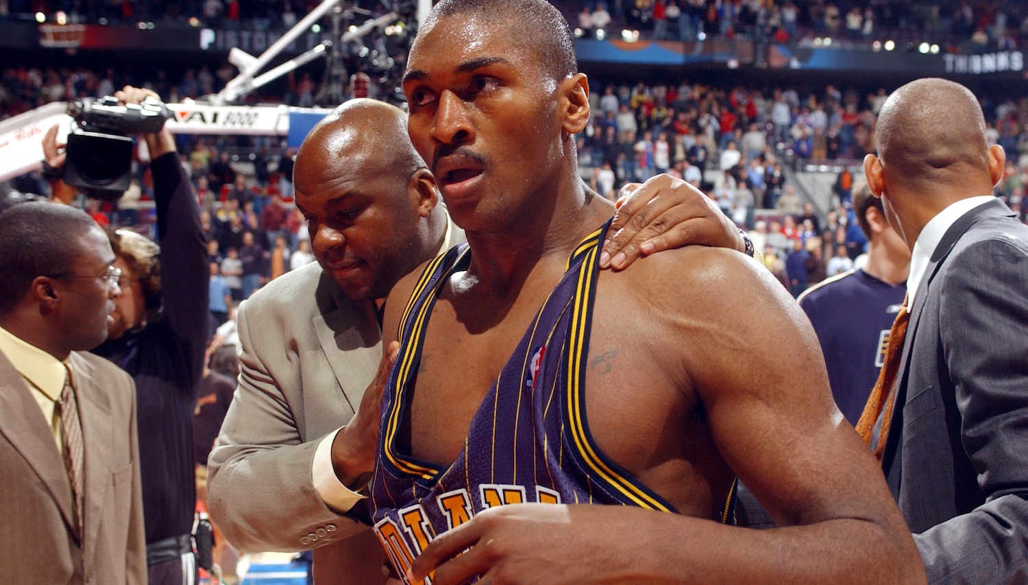 Metta World Peace claims he's banned from Australia
