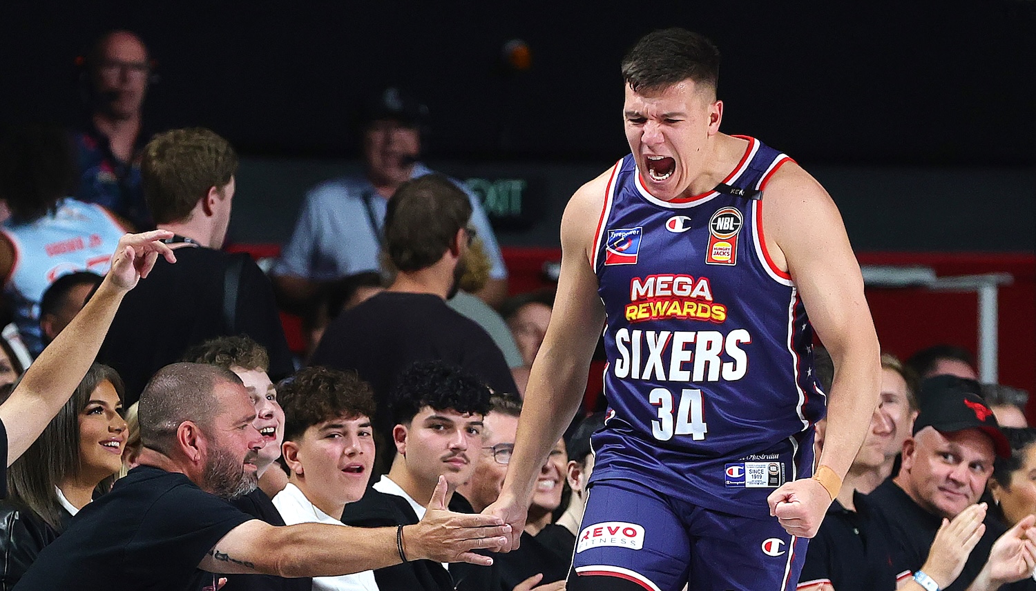 Cotton, DJ's one-two punch KOs Phoenix in Game 3