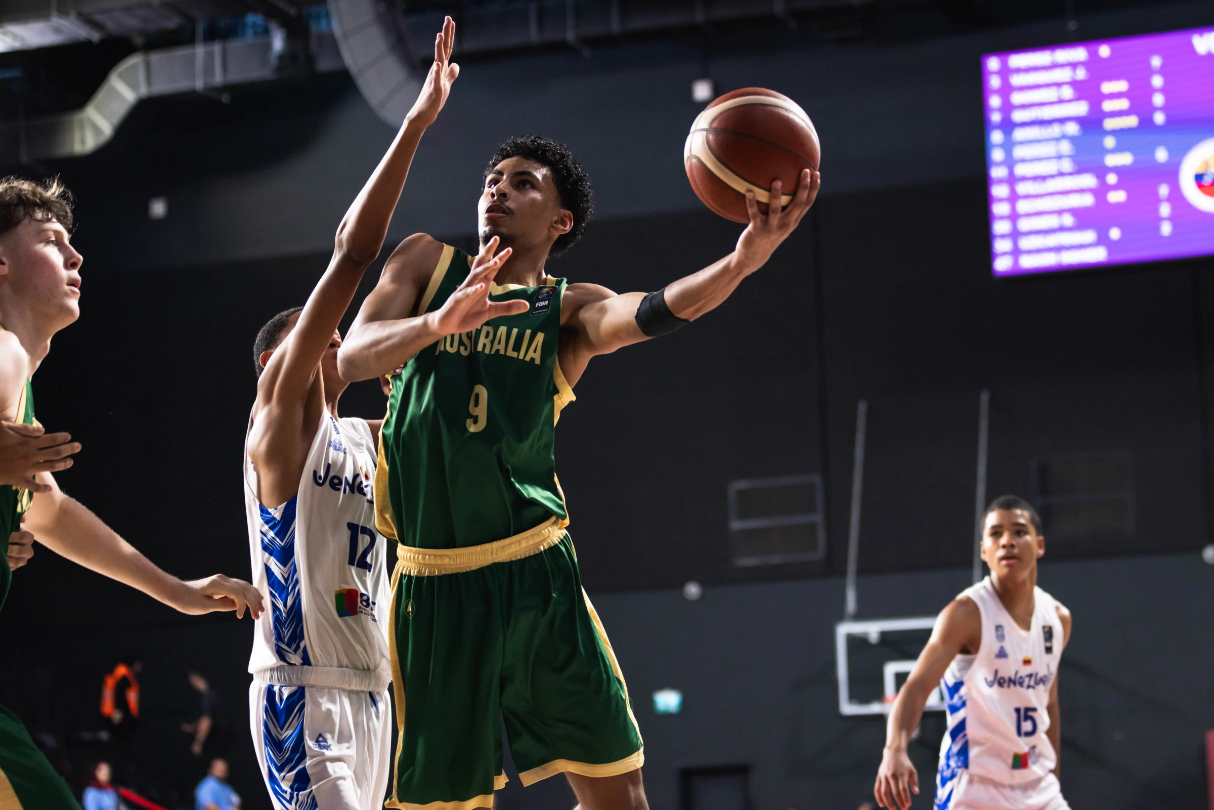 Antonio Browne sends Australia into Round of 16