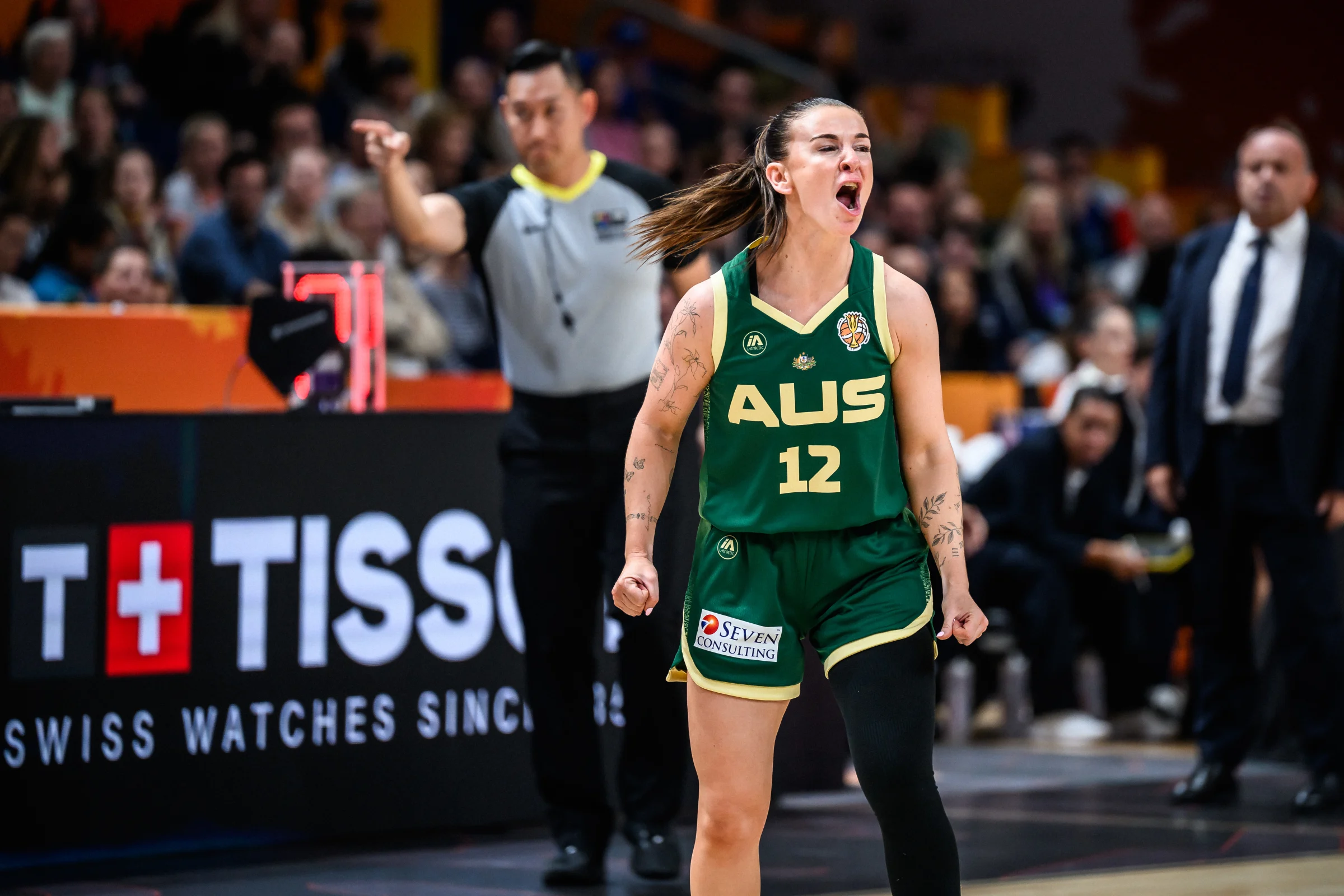 Australian Opals point guard Stephanie Reid