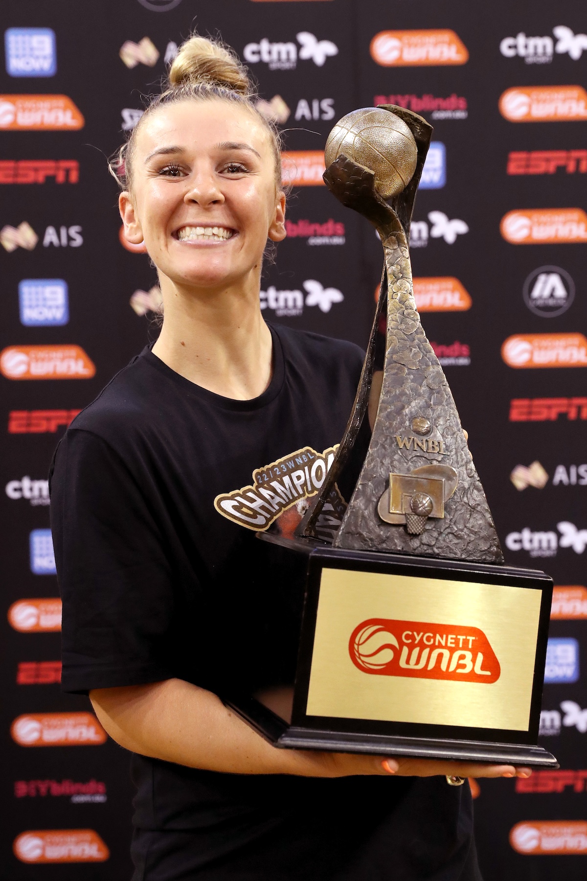 Stephanie Reid Tasmania Jewels Townsville Fire