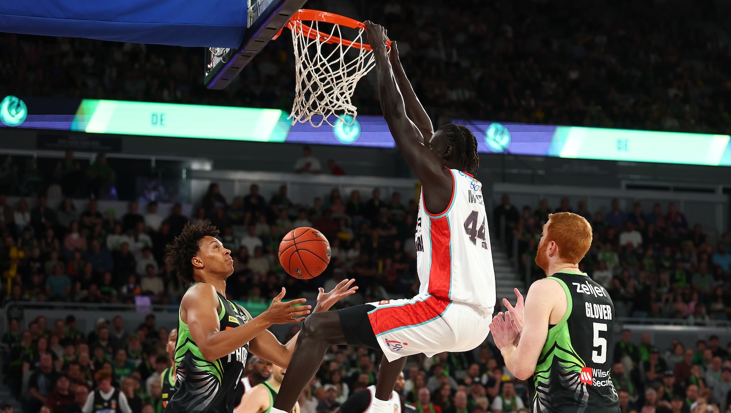 Hammer Time: Who is leading NBL27 in dunks