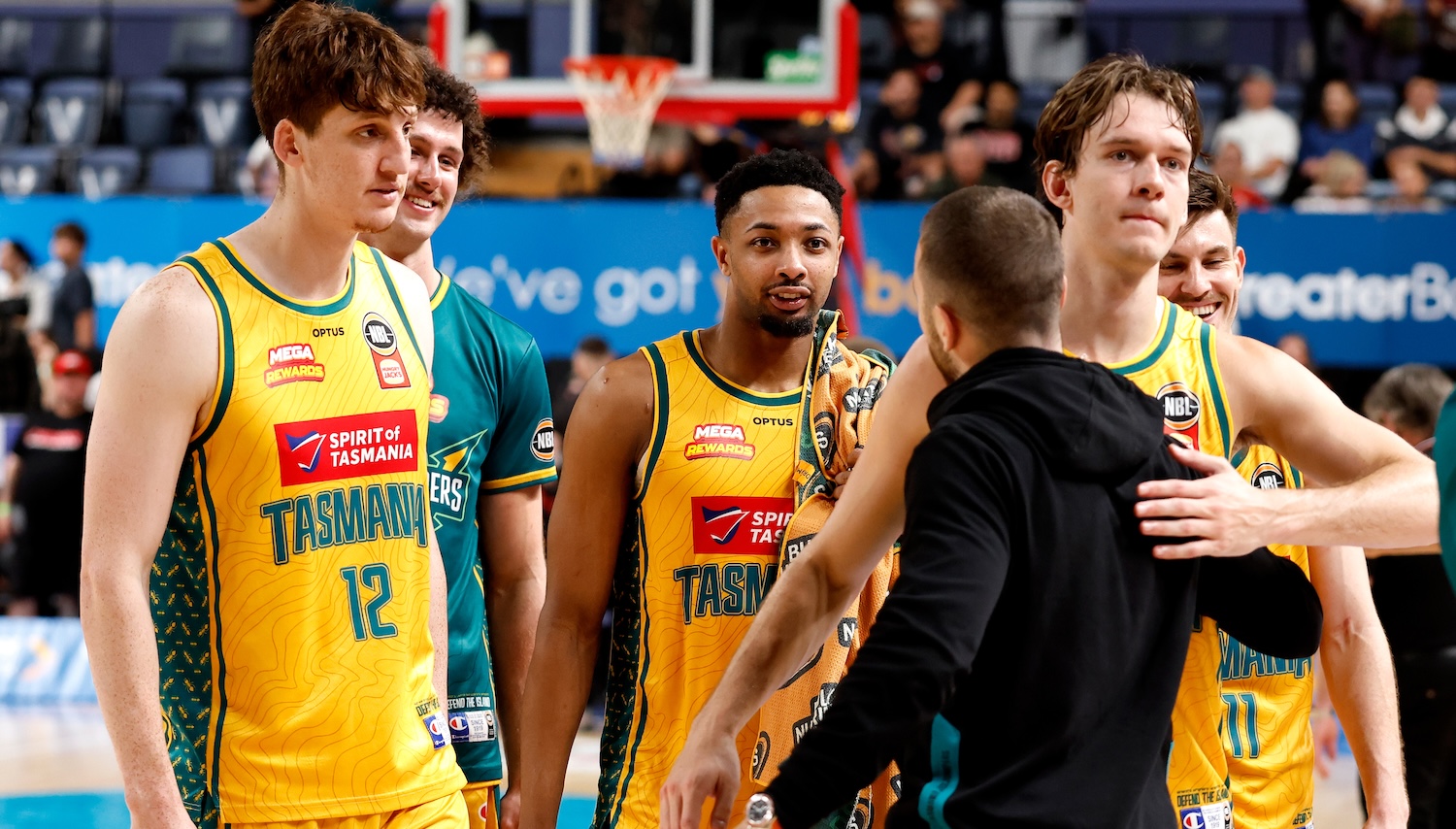 'Magic' Johnson poured 32 points in just 17 minutes