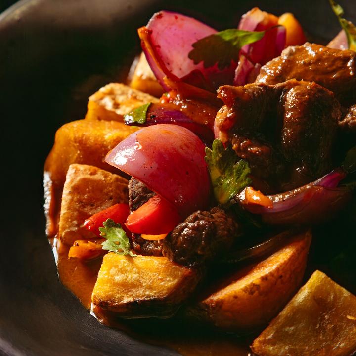 Lomo saltado