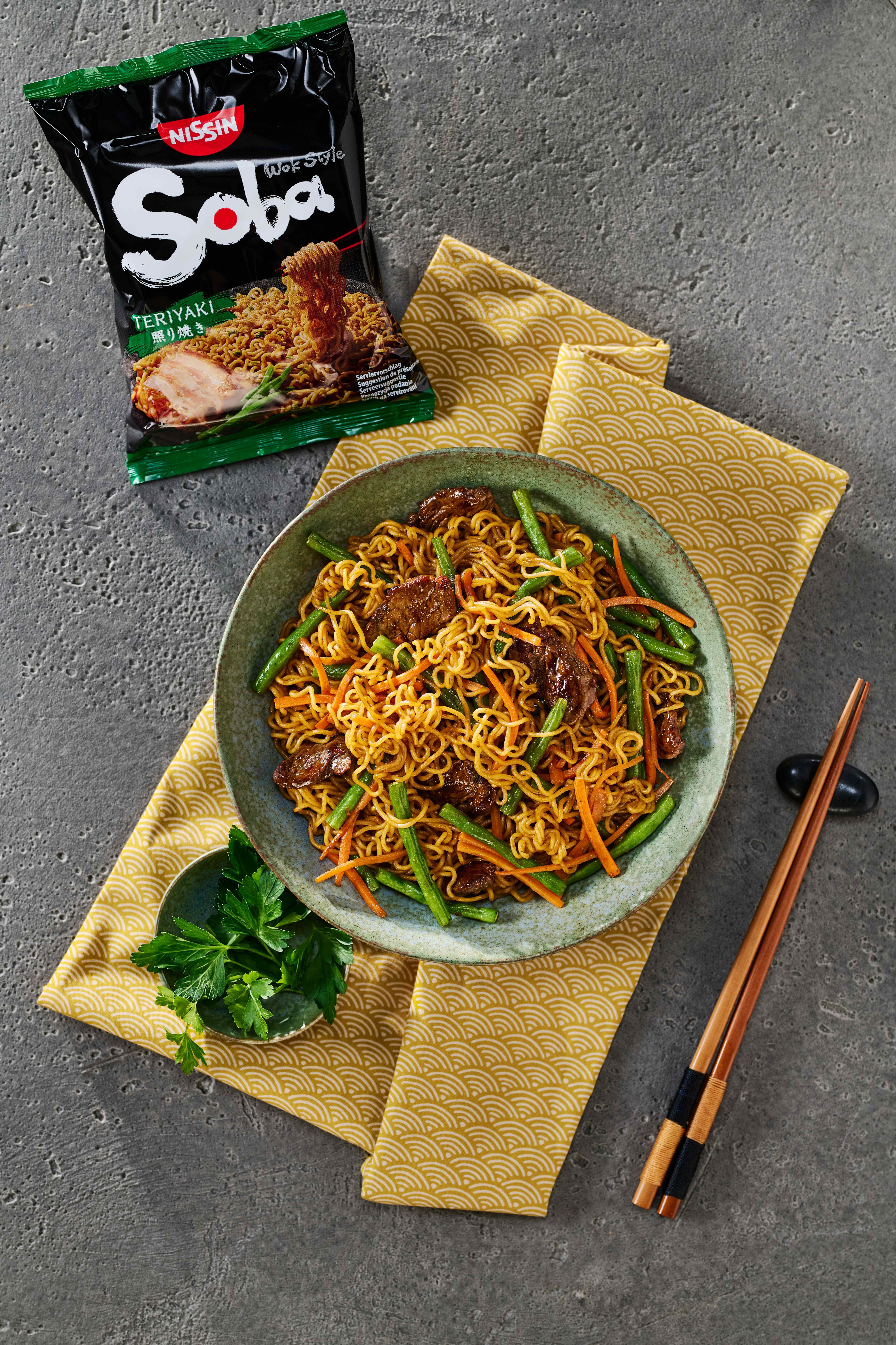 Soba Bag Teriyaki med glaserede oksefiletstrimler 