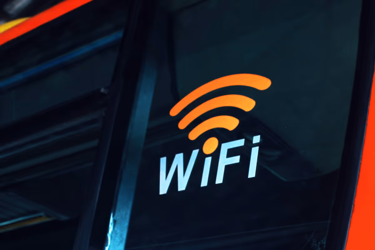 Wi-Fi 6 vs Wi-Fi 7: Enterprise Router Comparison