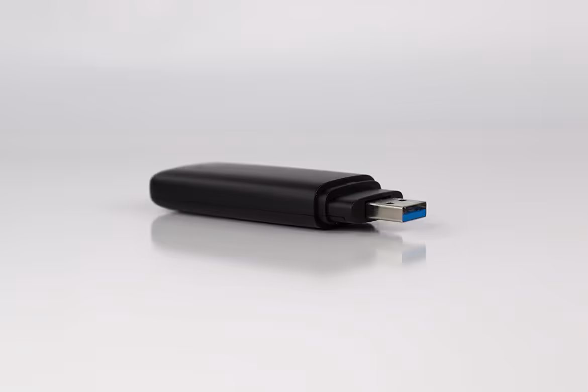 Router vs Dongle