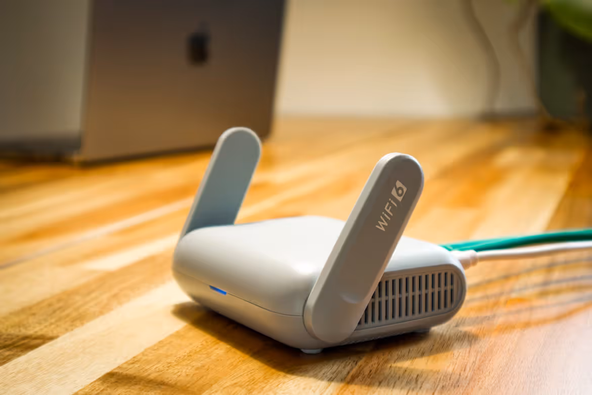  Travel Router vs Hotspot