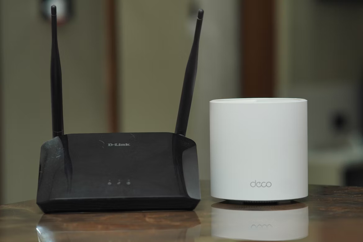  Router vs Mesh System