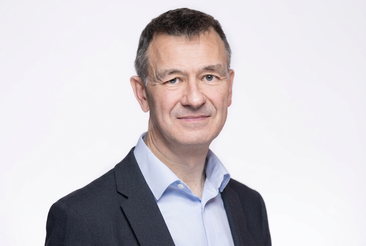 Dr. Peter Newham