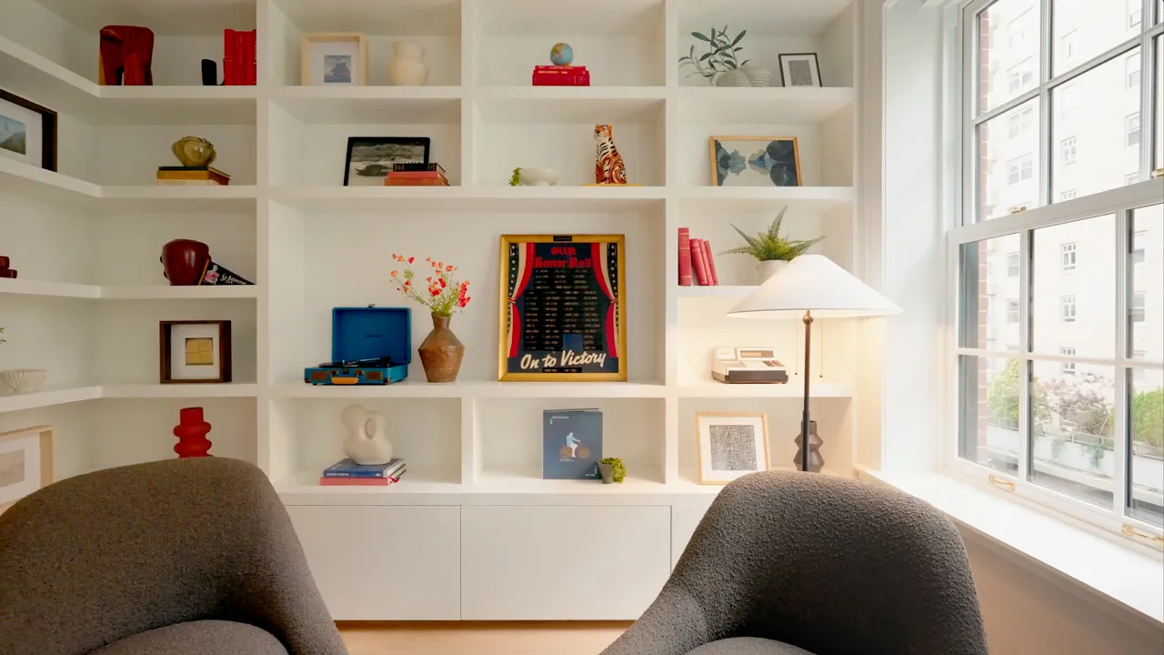 built in bookshelves and study